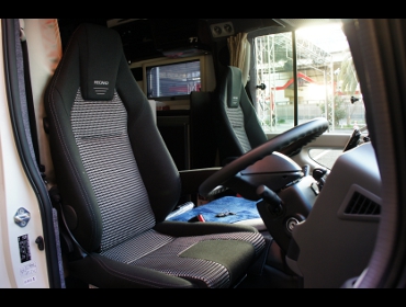 RECARO�i���J���V�[�g�j�@TOYOTA�@�R�[�X�^�[�@B60/70�@�Ɂ@RECARO�i���J���j�@LX-F�@IN110�@BK�@�V�[�g�q�[�^�[�t���@A/R�@�~���E�@����