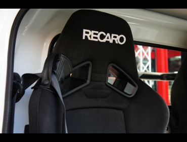 SUZUKI�@�L�����[�@DA16T�@�Ɂ@RECARO�i���J���j�@SR-7F�@KK100�@BK�@�A�[�����X�g�t���@�~���E�@����