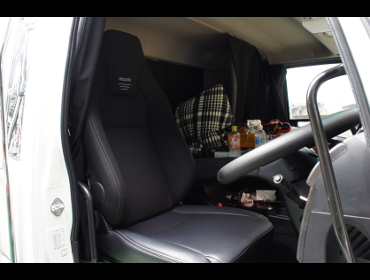 MITSUBISHI�@FUSO�@�t�@�C�^�[�@FQ�i2019�N�j�@�Ɂ@RECARO�i���J���j�@LX-F�@TR�@NN�@BK�@����
