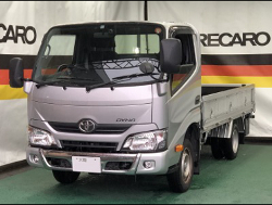 TOYOTA�@�_�C�i�@1.5���i2017�N�j�@�Ɂ@RECARO�i���J���j�@�G���S���hMV�@BK�@����