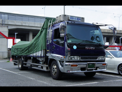 ISUZU�@�t�H���[�h�@FRR34L4�i2004�N2���j�@�Ɂ@RECARO�i���J���j�@LX-F�@TR�@NN�@BK�@�A�[�����X�g�t���@����