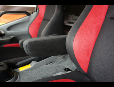 TOYOTA�@�J�����[�h�@�Ɂ@RECARO�i���J���j�@SR-7F�@����@�A�h�o���X�G�f�B�V�����@RED�@�A�[�����X�g�t���@�~���E�@����