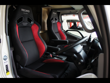 TOYOTA�@�J�����[�h�@�Ɂ@RECARO�i���J���j�@SR-7F�@����@�A�h�o���X�G�f�B�V�����@RED�@�A�[�����X�g�t���@�~���E�@����