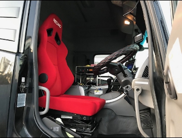 UD�@�N�I���i2014�N�j�@�Ɂ@RECARO�i���J���j�@SR-7F�@KK100�@RED�@�A�[�����X�g�t���@����