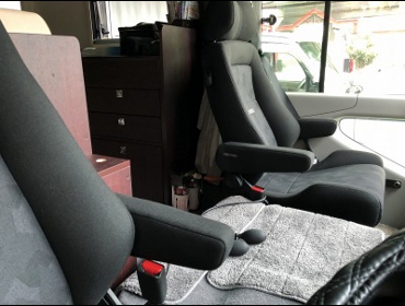 TOYOTA�@�R�[�X�^�[�@�L�����s���O�@�Ɂ@RECARO�i���J���j�@�G���S���hD�@�V�[�g�q�[�^�[�t���@���@�G���S���hD�@�V�[�g�q�[�^�[�t���@�L���v�e���V�[�g�@����