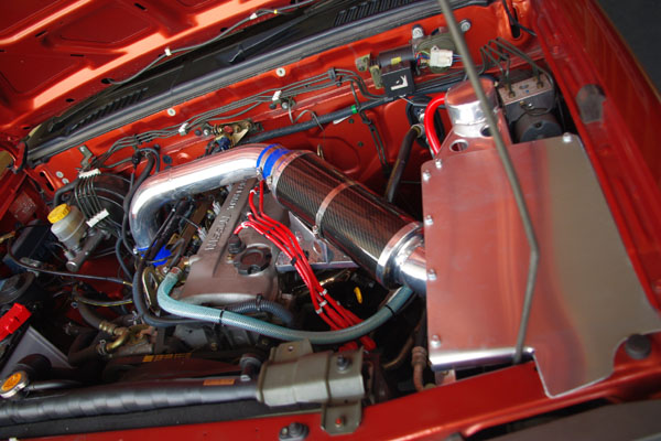 ダットサントラック