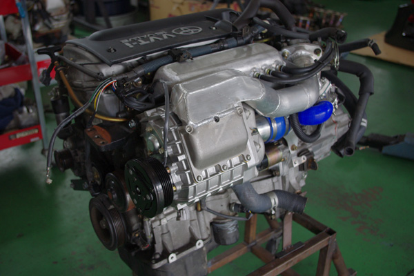 MR-S にスーパーチャージャー