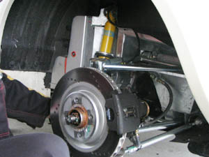 サスペンション