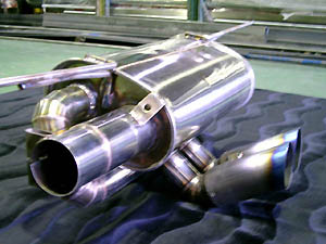 Lotus �}�t���[