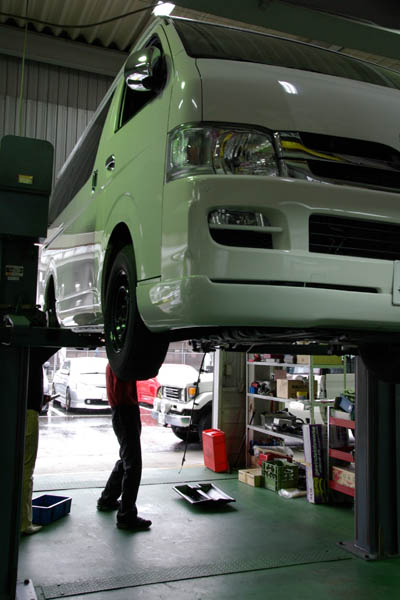 200�n�@�n�C�G�[�X�@�E�@���W�A�X�G�[�X�@�́@ECO�`���[���@�Ɓ@POWER�`���[��