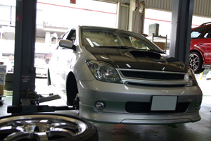 TOYOTA�@ist�@�C�X�g