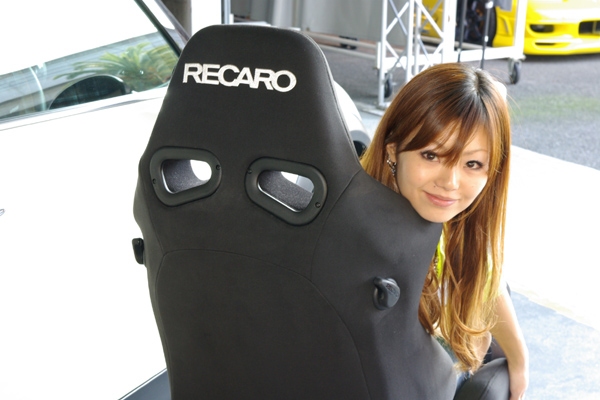 RECARO�@�i���J���j�@�x�[�X�t���[���T�[�r�X�@�L�����y�[��