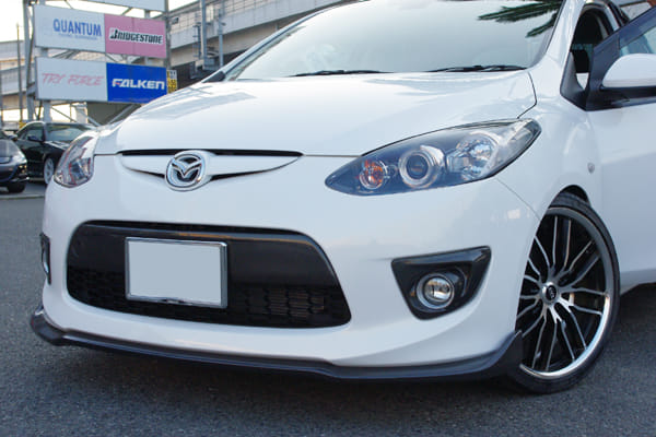 フロントリップスポイラー